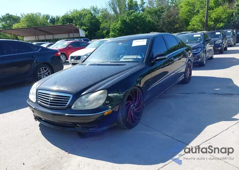 2002 Mercedes-Benz S 500 z USA, uszkodzony, nr VIN WDBNG75JX2A242592